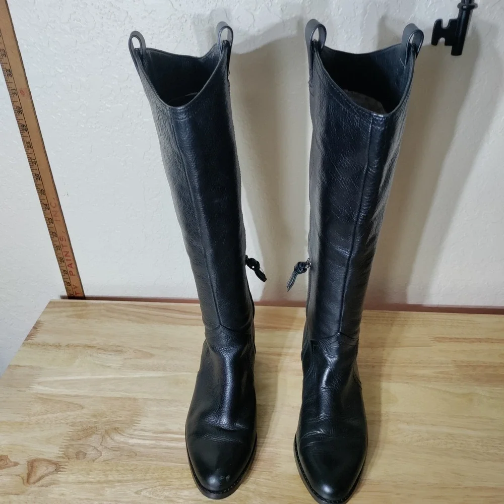 Louise et Cie Black Leather Knee High Riding Boots Gold Heel Detail Size 6.5 M